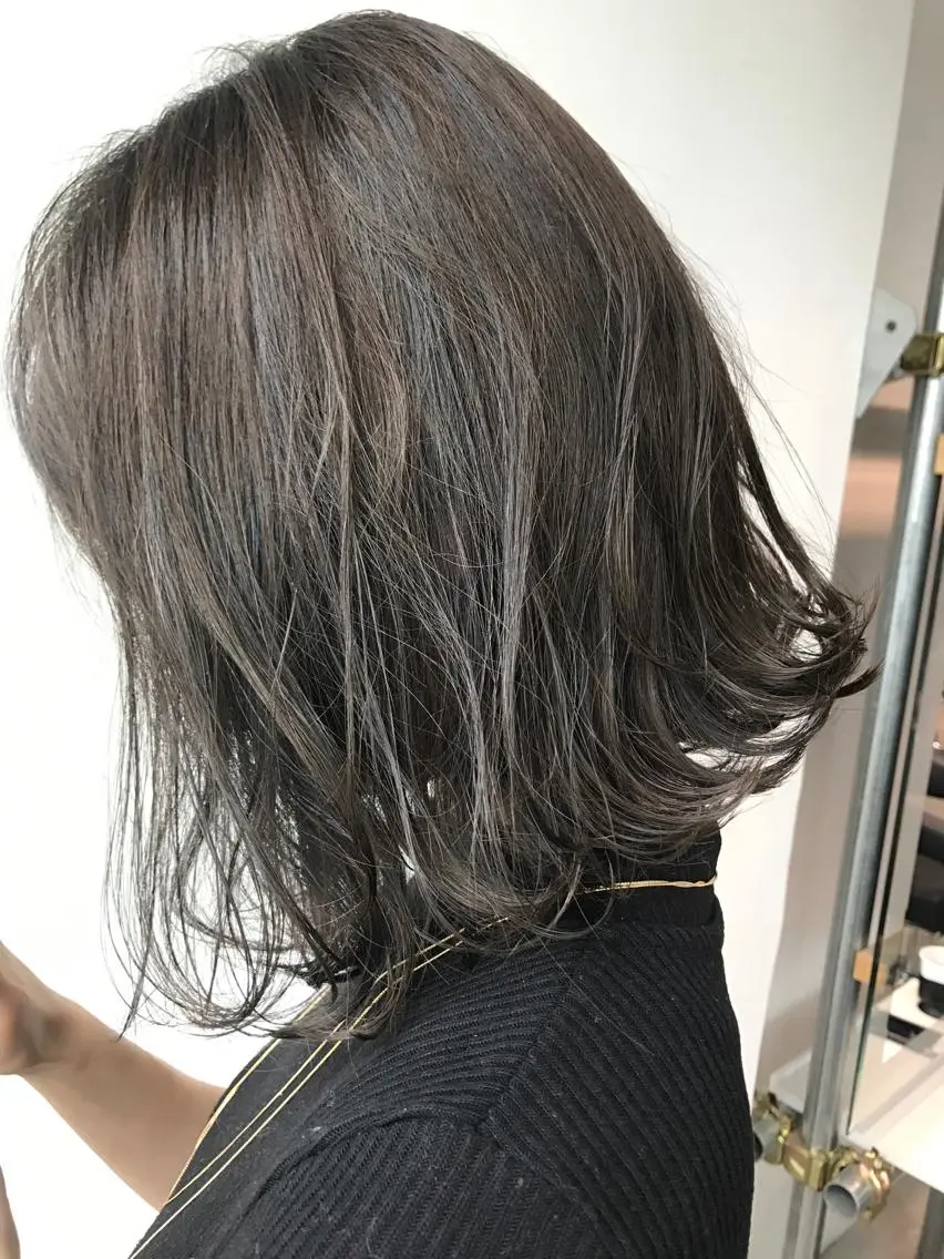 ミディアム カラー グレージュ ハイライトカラー ハイライト ヘアカラー トリートメント ❤️sai❤️ official❤️のヘアスタイル