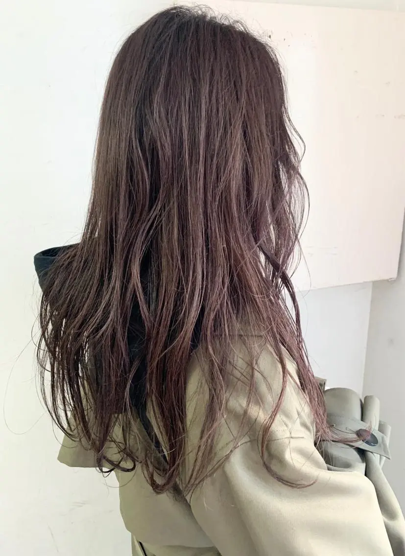 ミディアム カラー 切りっぱなしボブ ベージュカラー ブリーチ ケアブリーチ デザインカラー カット ヘアカラー トリートメント 🦕ウルフカット 🦕akihoのヘアスタイル
