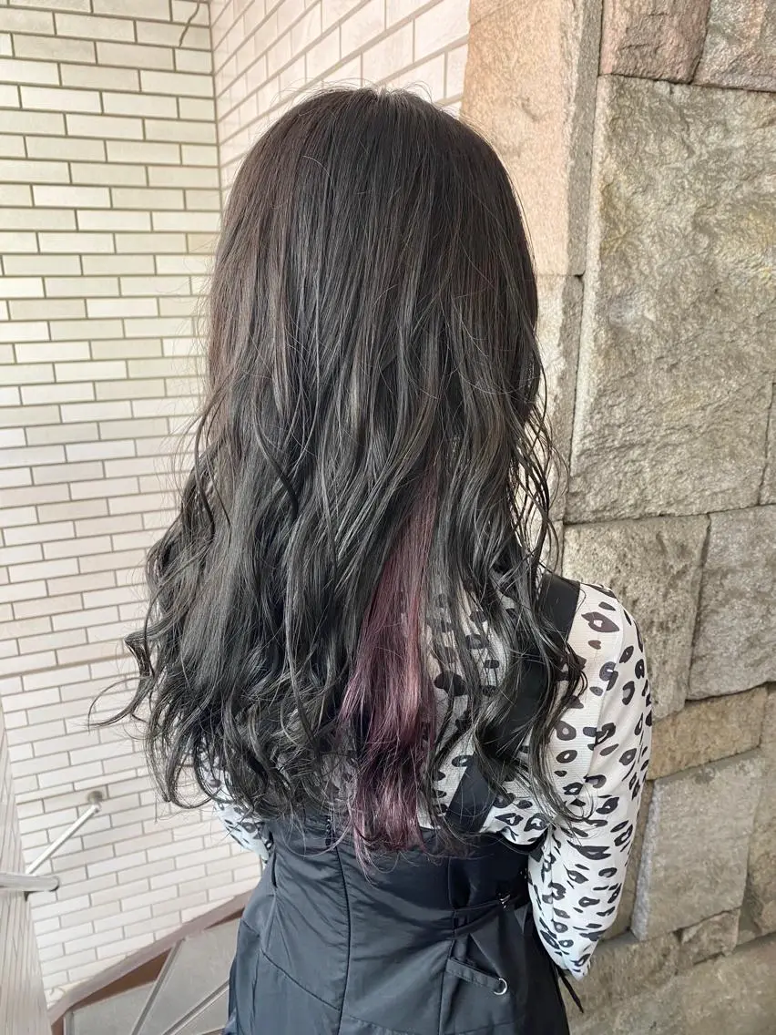 ロング カラー インナーカラー ヘアカラー トリートメント 萩原 凌✄のヘアスタイル