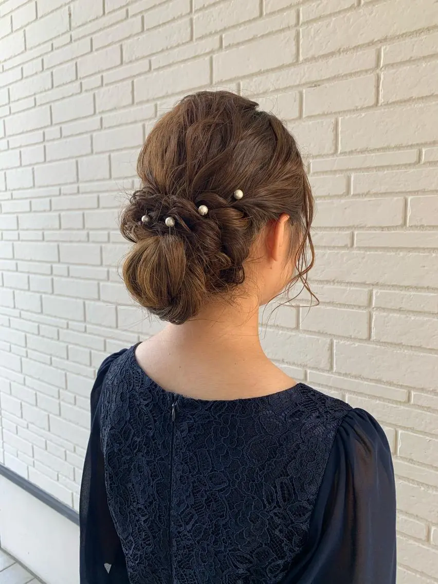 セミロング おせ ちさとのヘアスタイル