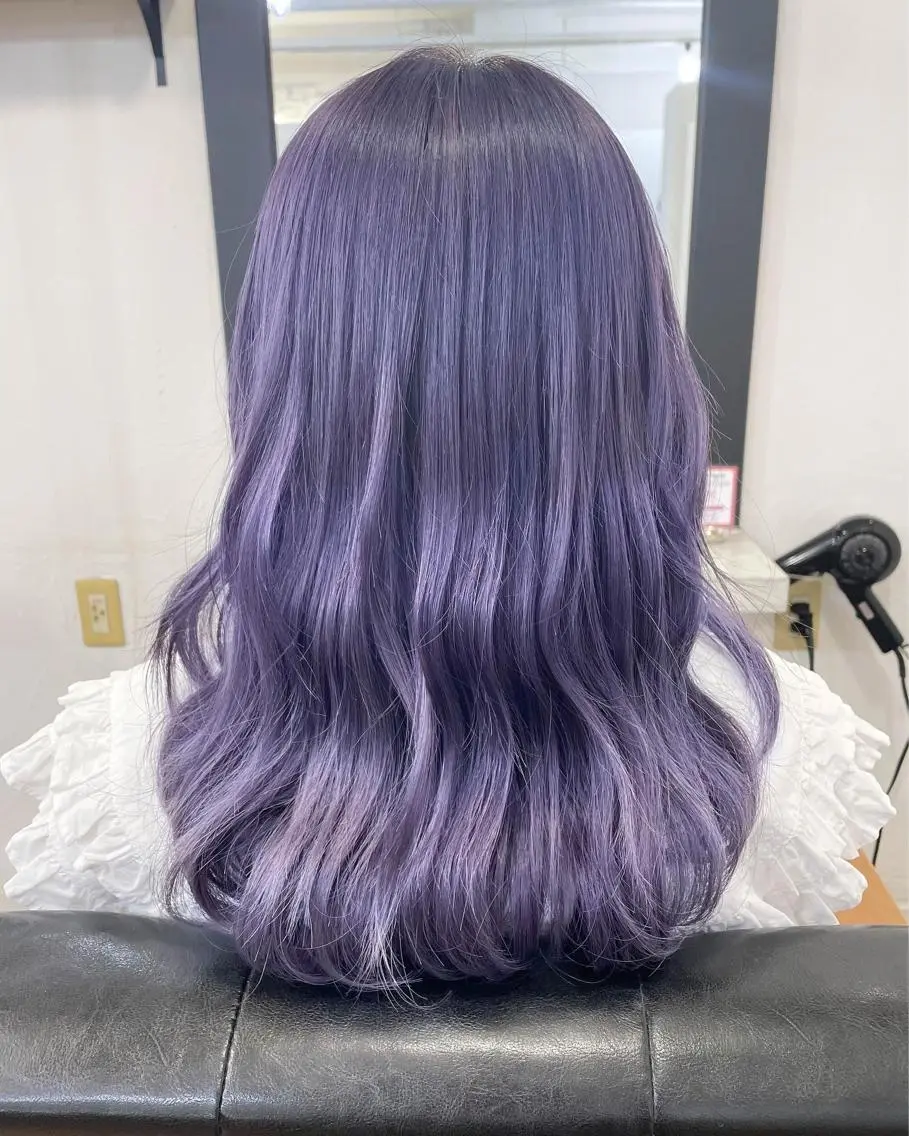 ロング カラー ブリーチ ラベンダーカラー 青木 優歩のヘアスタイル