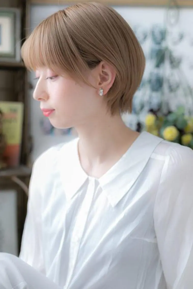 ショート 前下がりボブ ボブ くせ毛 斜めバング 小顔カット カット トリートメント ヘッドスパ 🍀鶴貝 幸哉🍀のヘアスタイル
