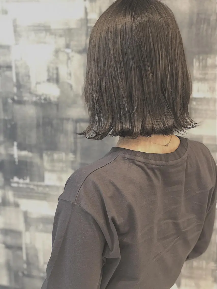 ミディアム カラー ブリーチ 日高 香織のヘアスタイル