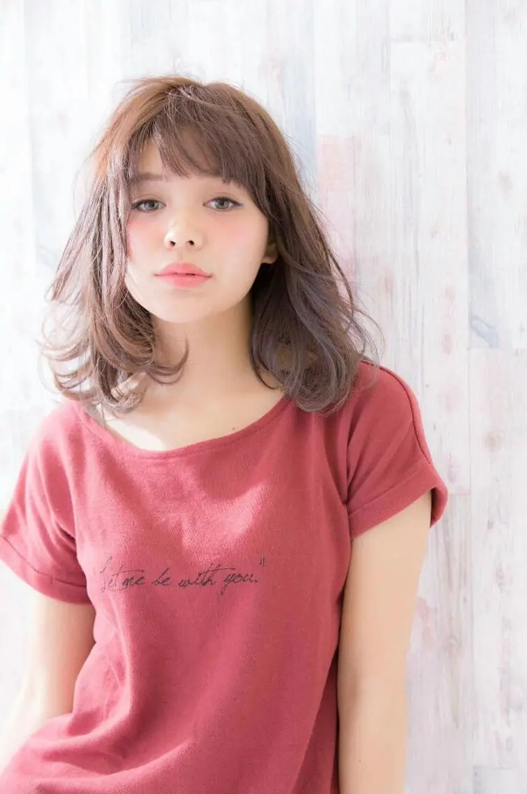 ミディアム 《インナーカラー》 YAMADAのヘアスタイル