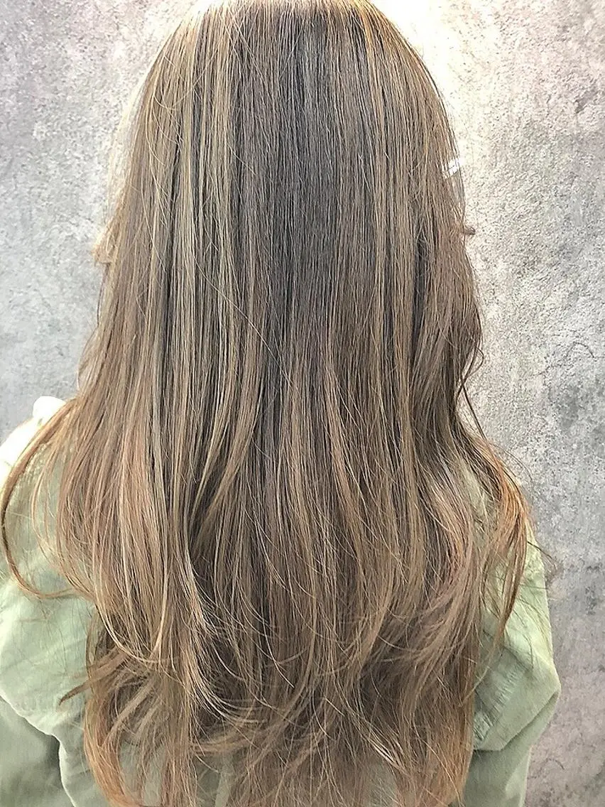 ロング Noyヨシモト ヒロトのヘアスタイル