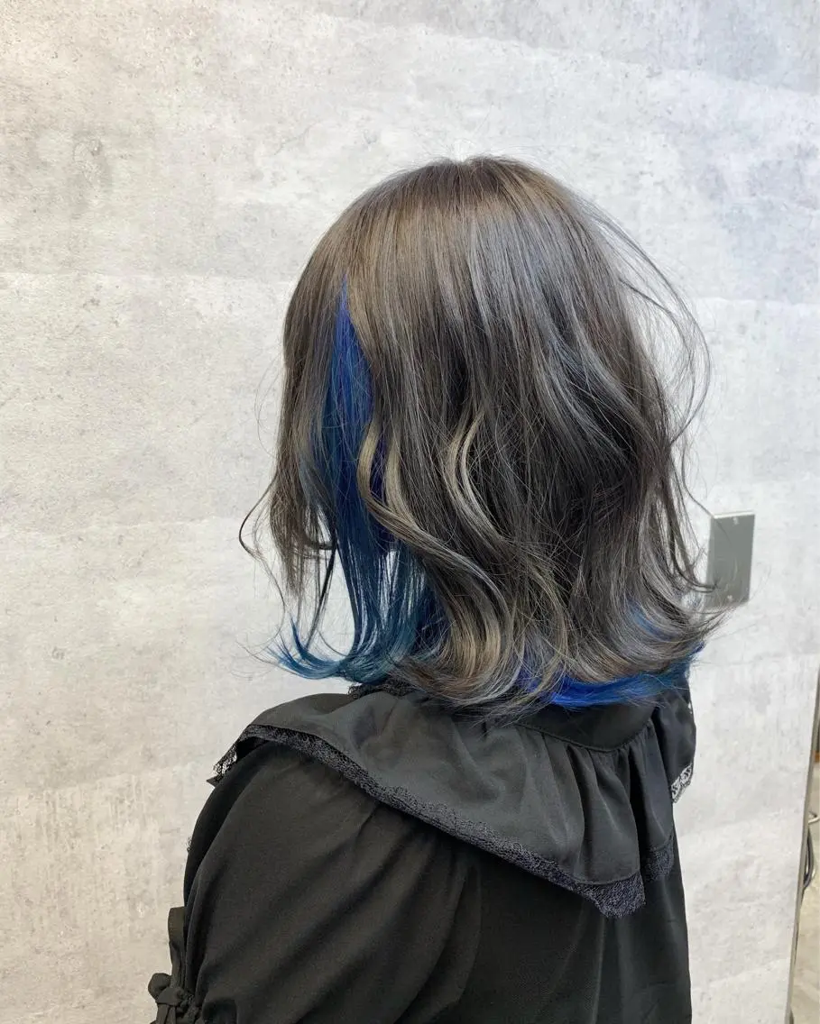 ミディアム カラー ブルーカラー 今野 美栄のヘアスタイル