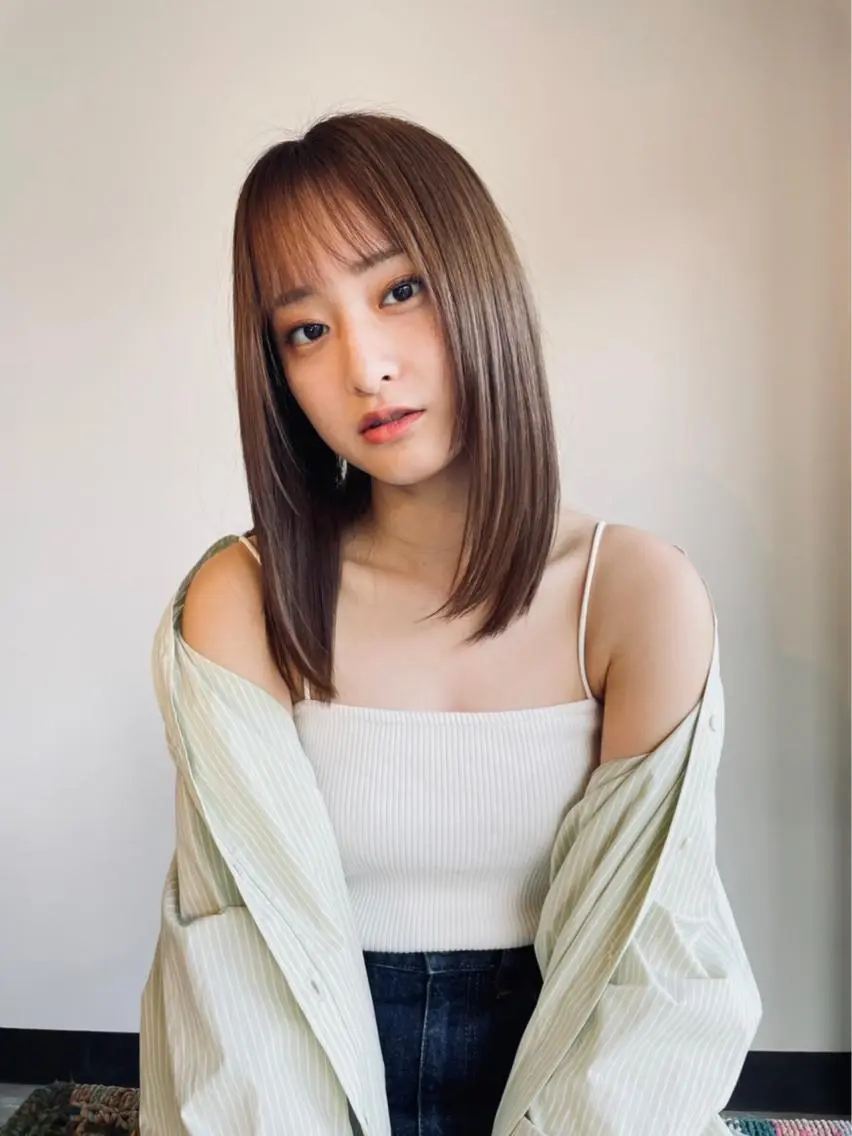セミロング カラー ヘアアレンジ セミロングパーマ バレイヤージュ ダブルカラー グラデーションカラー ハイライトカラー カット ヘアカラー トリートメント Luana / 公式 / 大通のヘアスタイル
