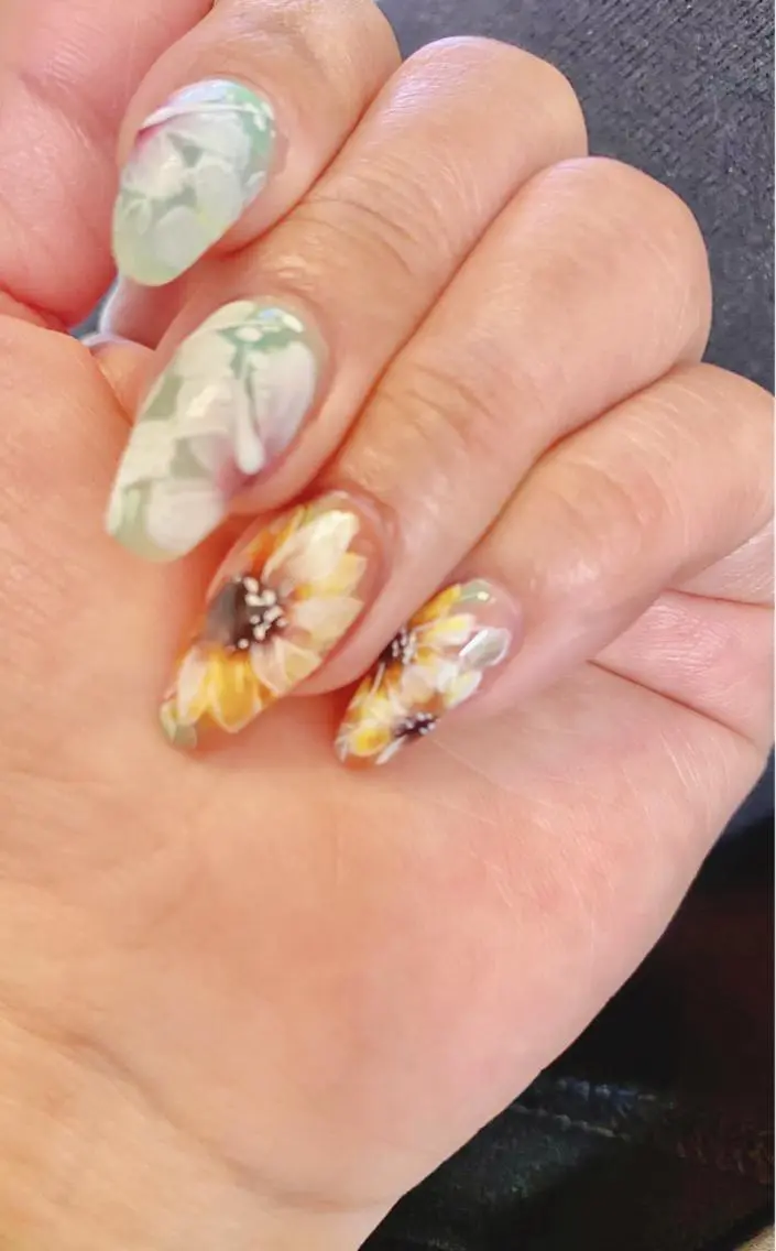 ネイル salon_de_ sayoリゼラ布施のネイルデザイン