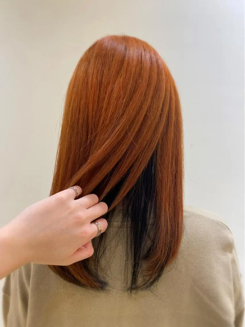 セミロング カラー オレンジ 小顔レイヤー💗 木村実樹のヘアスタイル