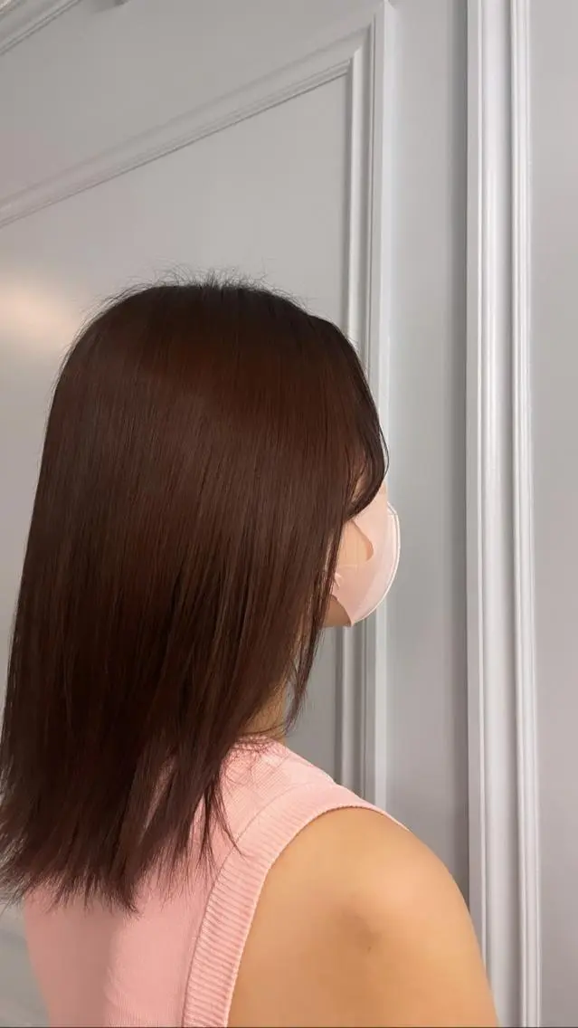カラー 岡多 麗奈のヘアスタイル