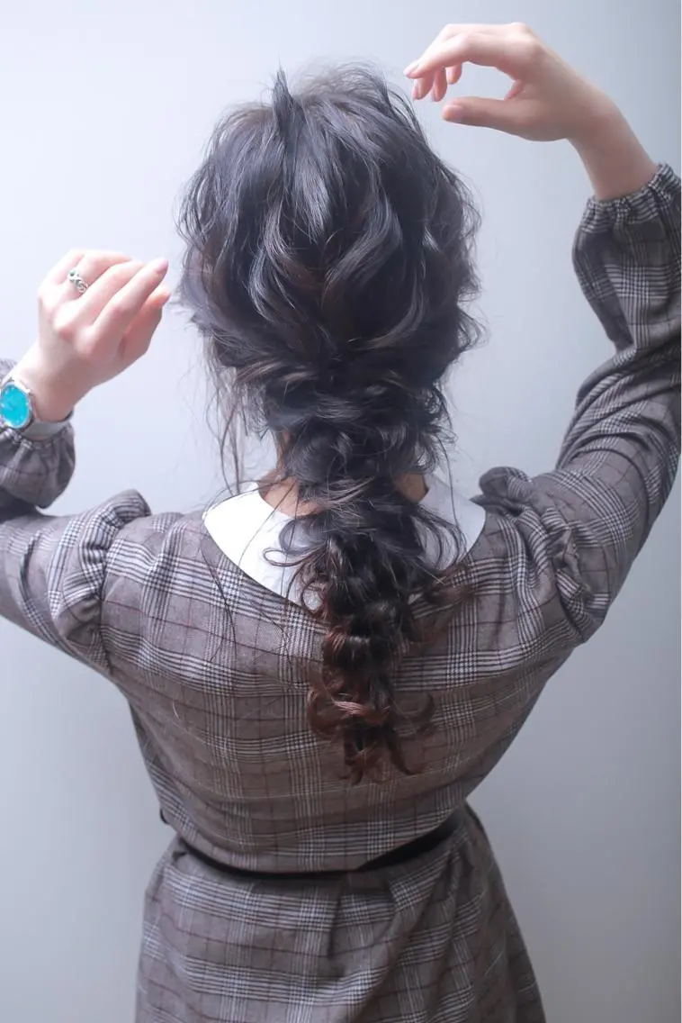 ロング カラー ヘアアレンジ 伊藤 裕貴のヘアスタイル