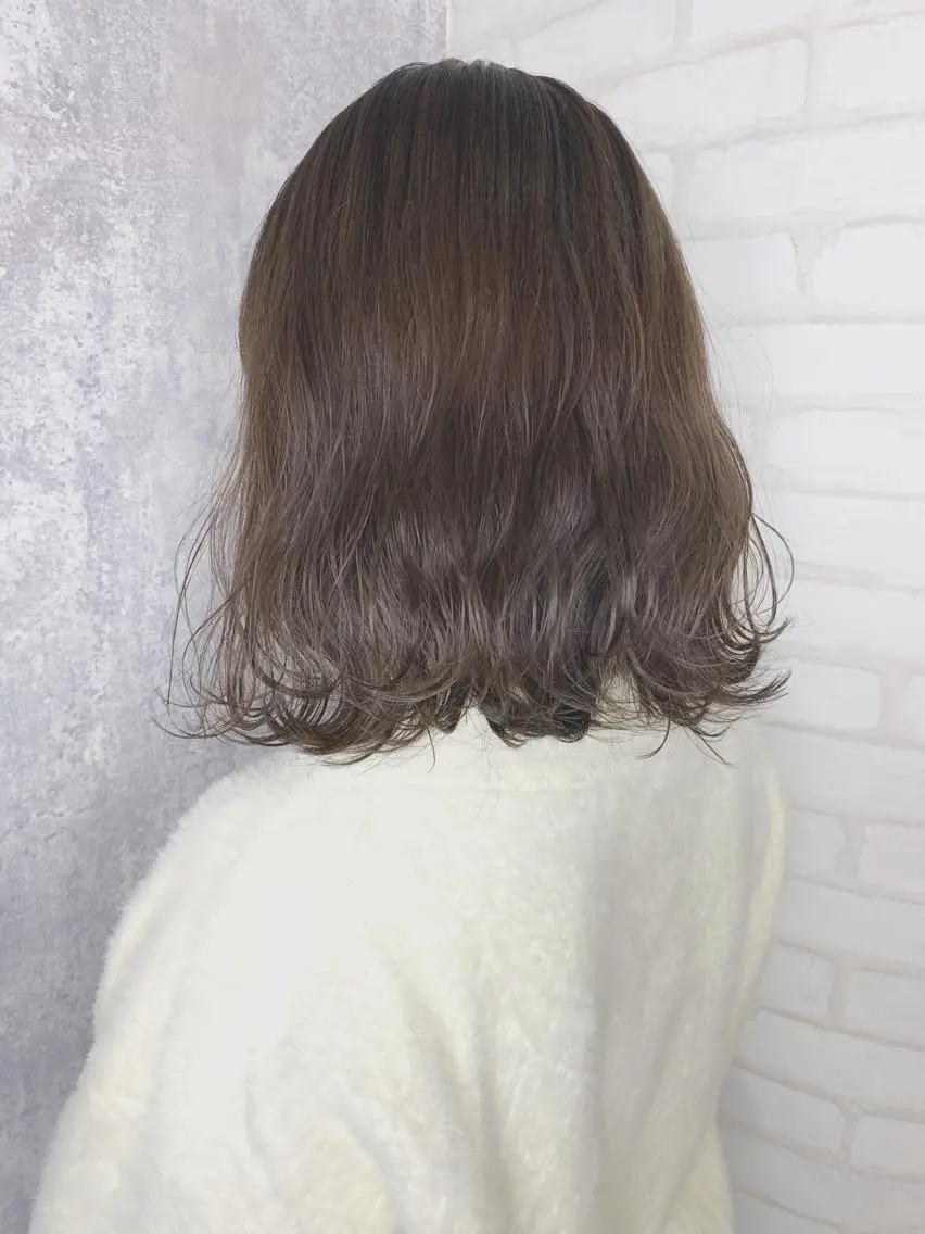 ミディアム カラー パーマ ヘアアレンジ メンズ アッシュ アッシュグレー アッシュグレージュ グレージュ Zina福岡天神🪞 髪質改善🪞レイヤーのヘアスタイル