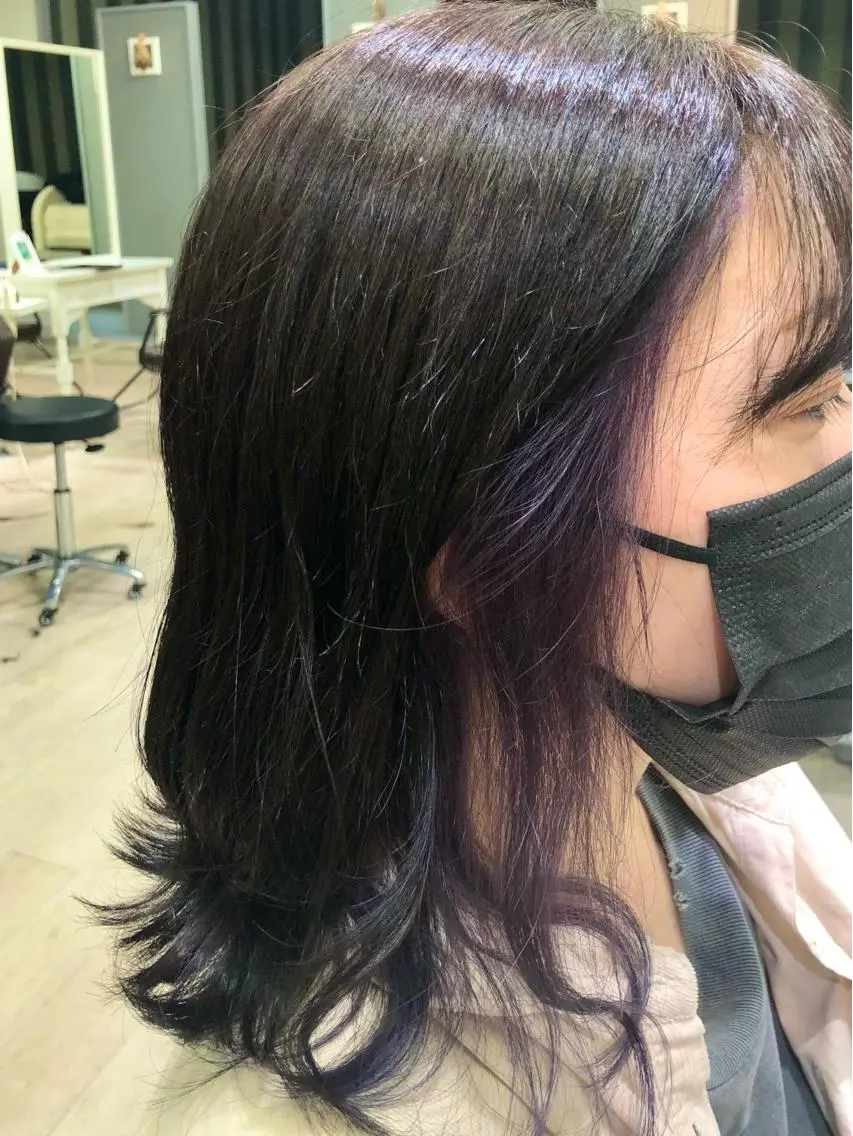 ミディアム カラー インナーカラー ラベンダーカラー パープルカラー 村上 佳織のヘアスタイル
