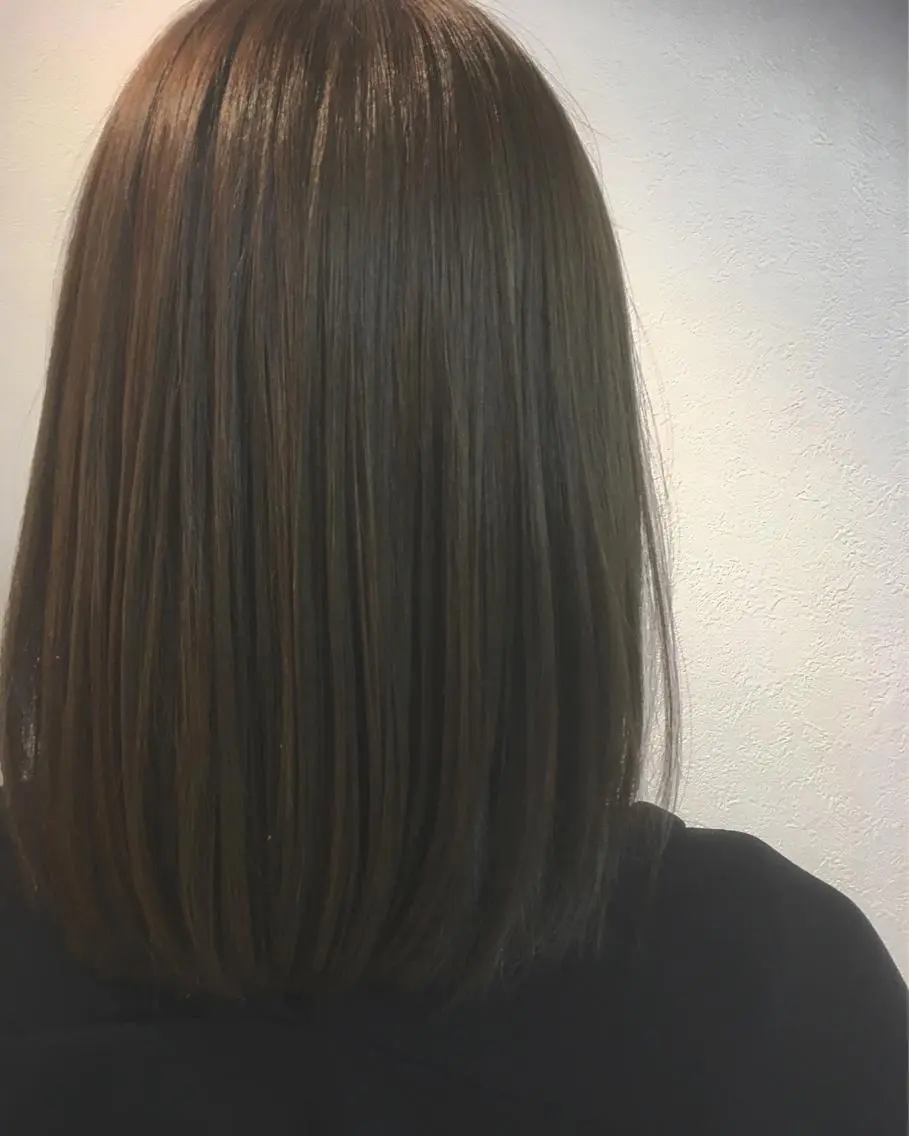 セミロング カラー ベージュカラー ネイビーカラー 安永 涼のヘアスタイル