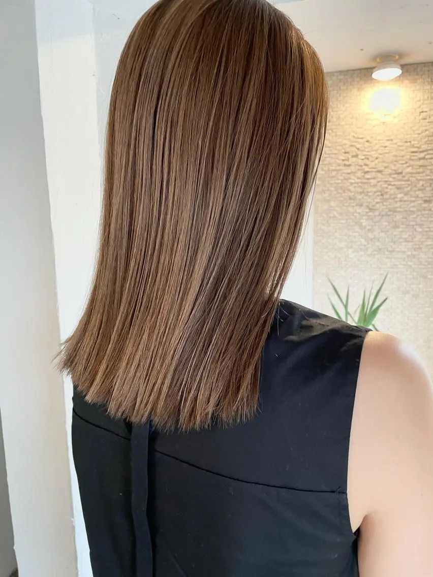 ミディアム カラー カット ヘアカラー トリートメント 平 ちひろのヘアスタイル