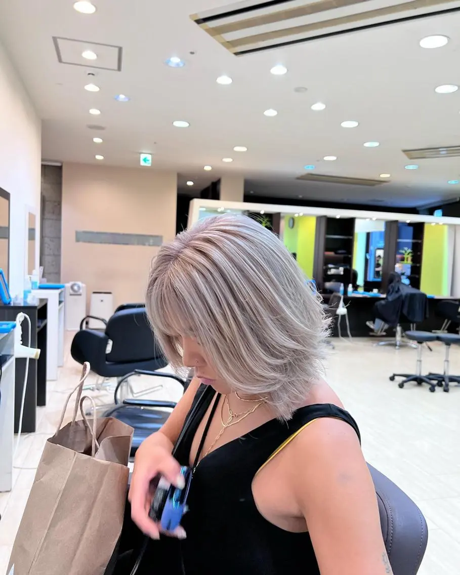 ショート カラー パーマ ヘアアレンジ メンズ メンズバレイヤージュ メンズブリーチ メンズハイライト メンズハイトーン メンズインナーカラー yasu ヤスのヘアスタイル