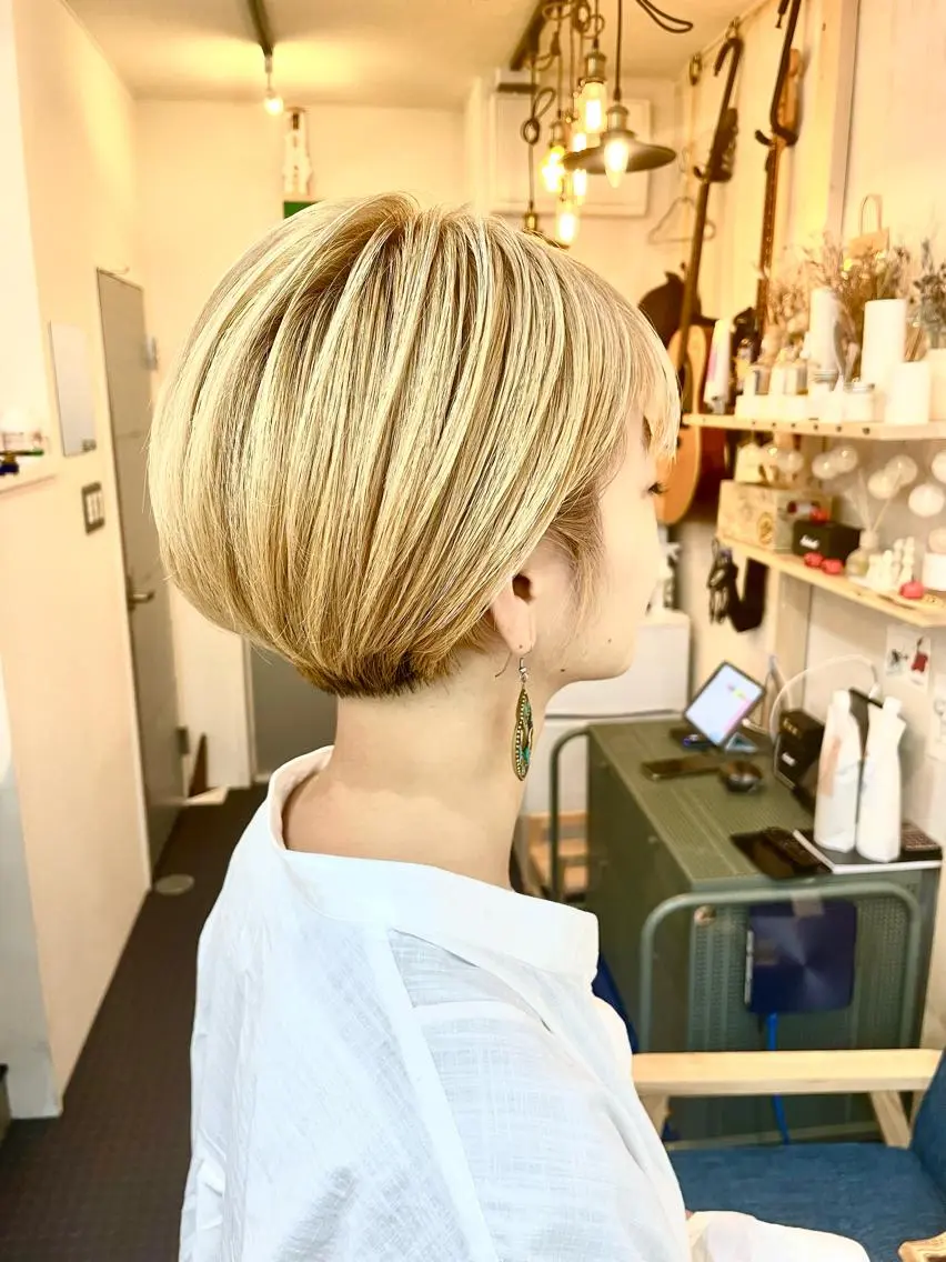 ショート カラー ハイトーンカラー ショートヘア カット ヘアカラー トリートメント 水素トリートメント/ 髪質改善/ナカノメのヘアスタイル