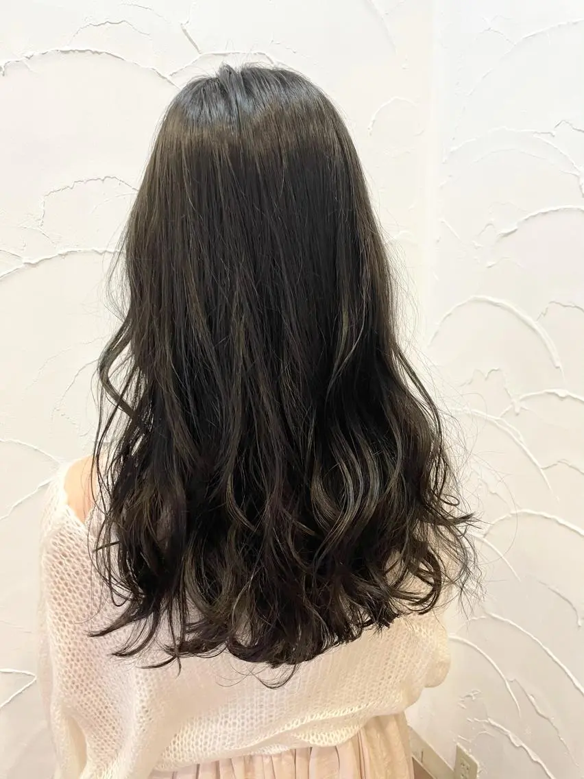 カラー ヘアカラー トリートメント 【店長】インナー指名 No.1戸塚優思のヘアスタイル