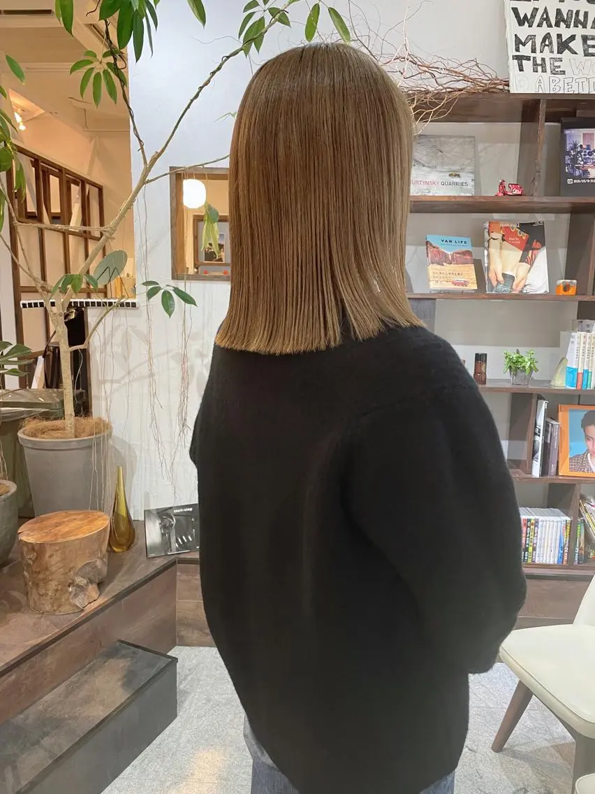ミディアム カラー 高橋 愛美のヘアスタイル