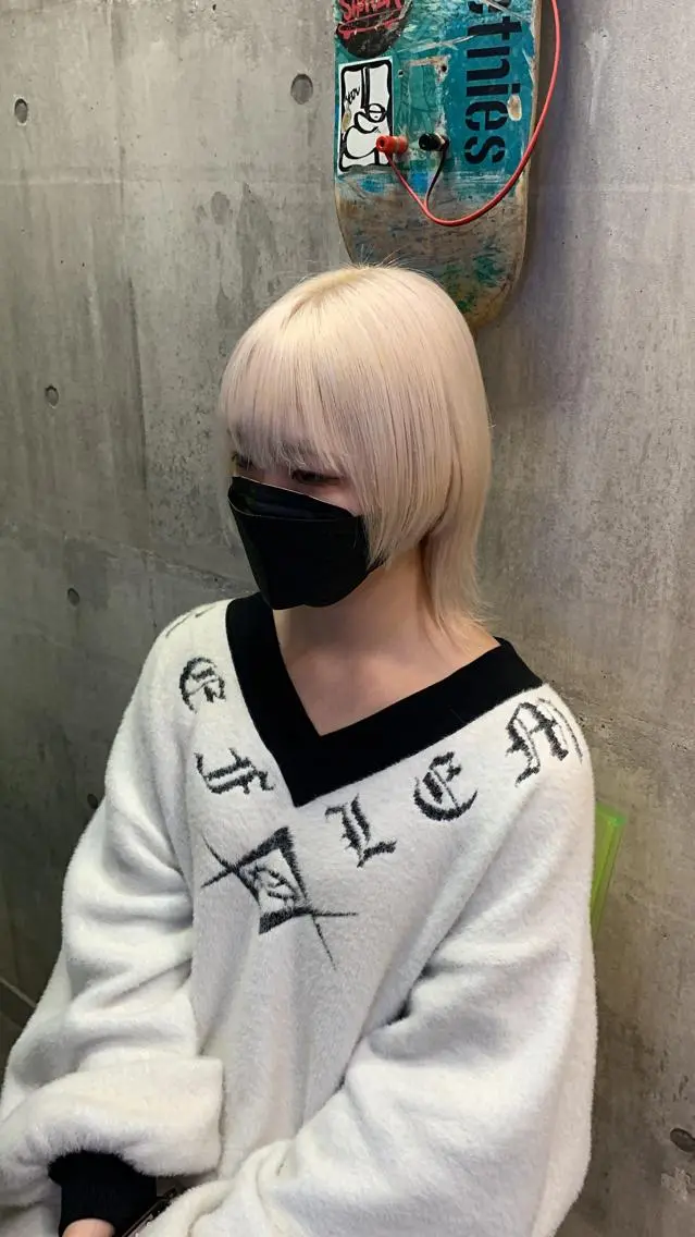 ミディアム カラー カット ヘアカラー ハイトーン/メンズ/ ウルフ特化 小松のヘアスタイル