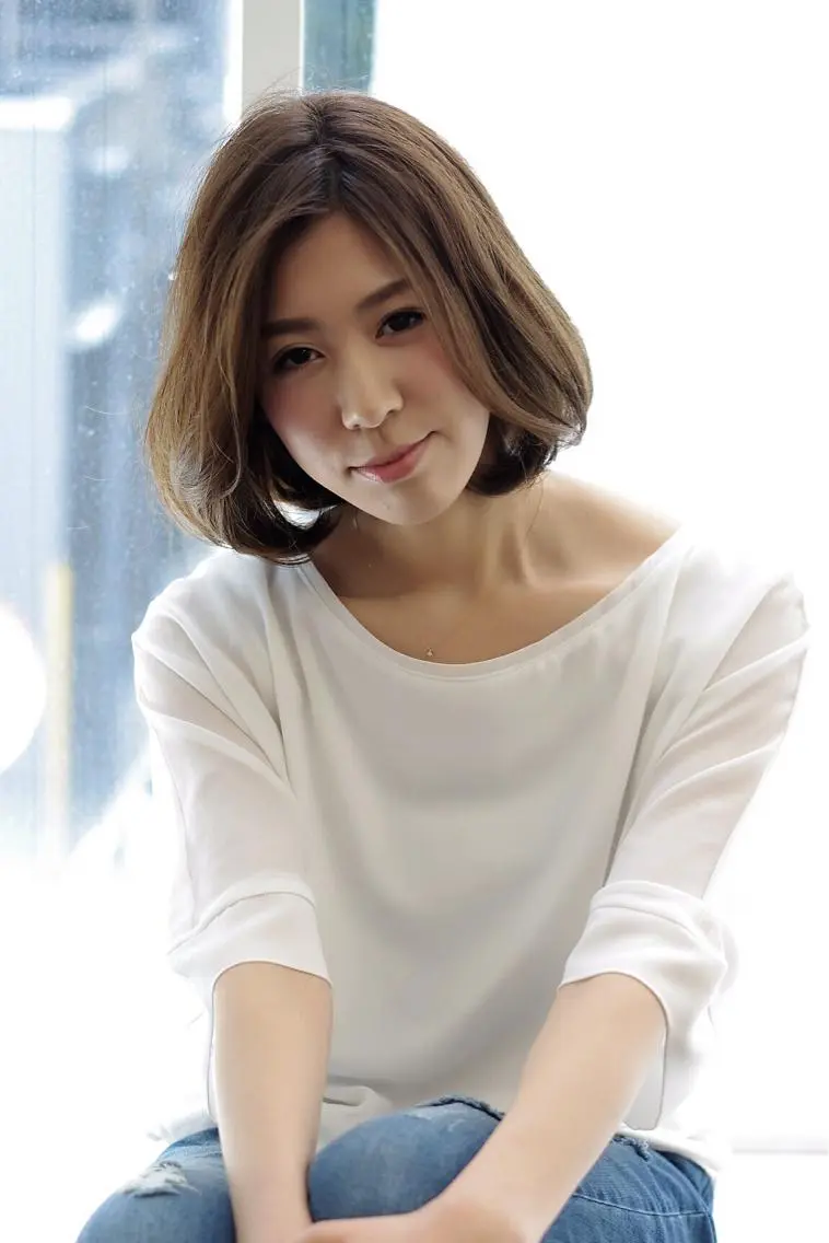 ミディアム カラー ボブ 松田 光雄のヘアスタイル
