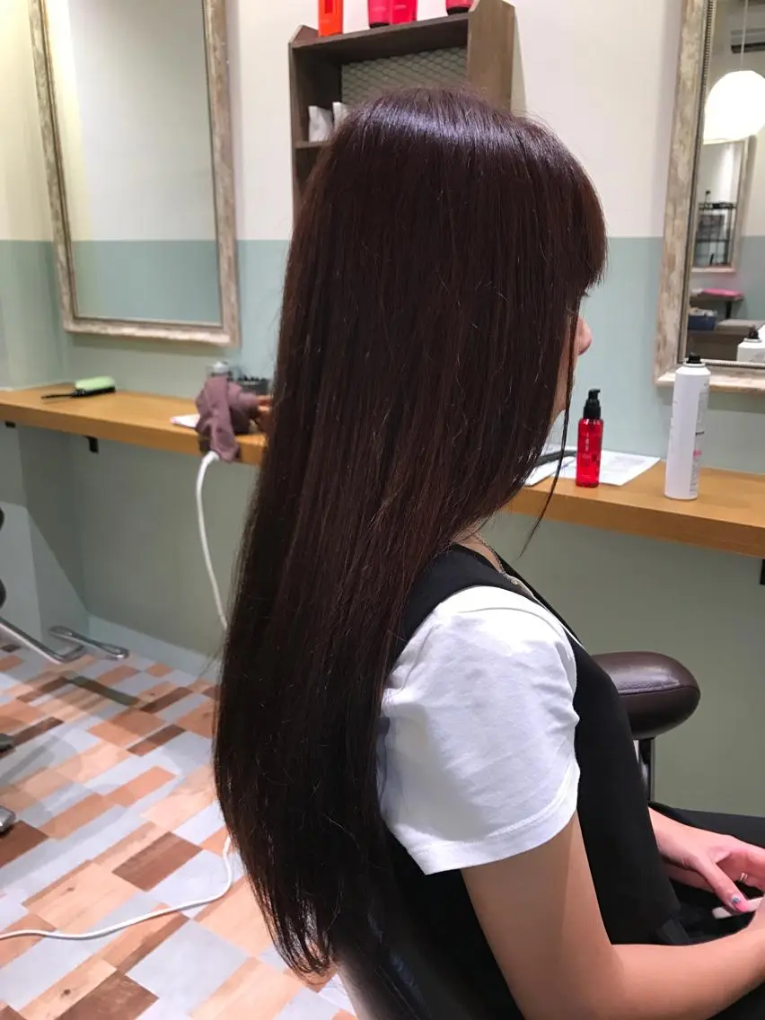 ロング ピンクブラウン C-Link シーリンクのヘアスタイル