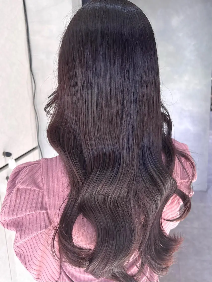 ロング カラー ヘアアレンジ 個室で似合わせ好印象 🧡外山弥千代のヘアスタイル