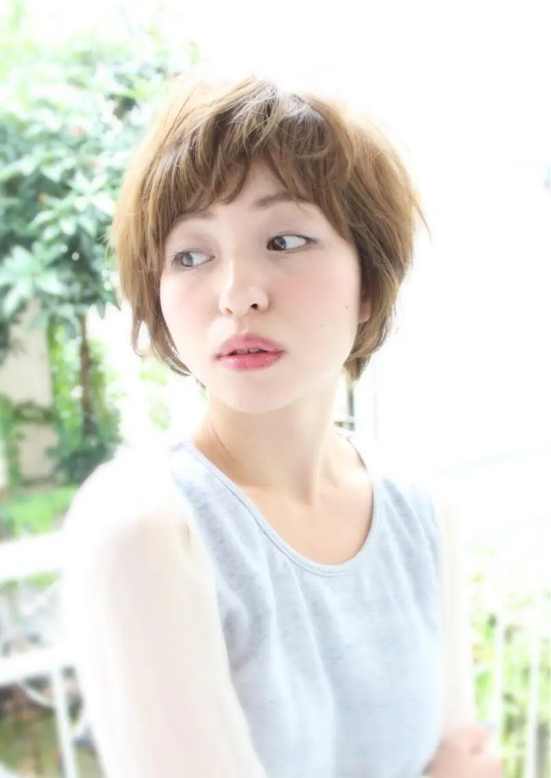 ショート 桑名 淳のヘアスタイル