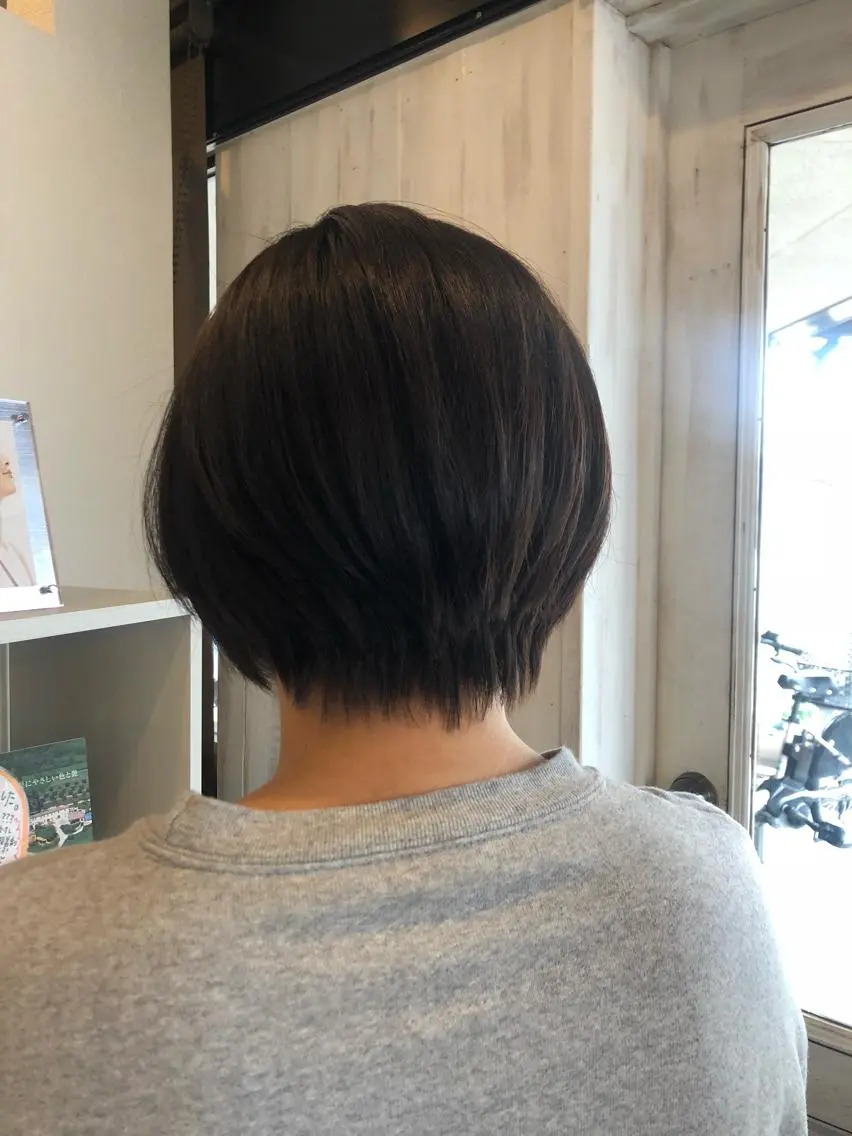 ショート ショートヘア 谷口ゆめ/縮毛矯正/ 大人女子/眉ワックスのヘアスタイル