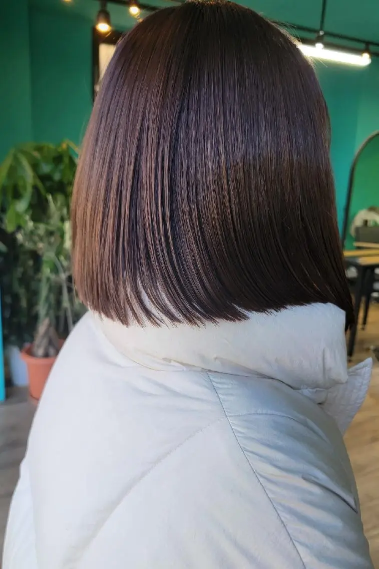 カラー ミディアム OMA　 カタギシのヘアスタイル