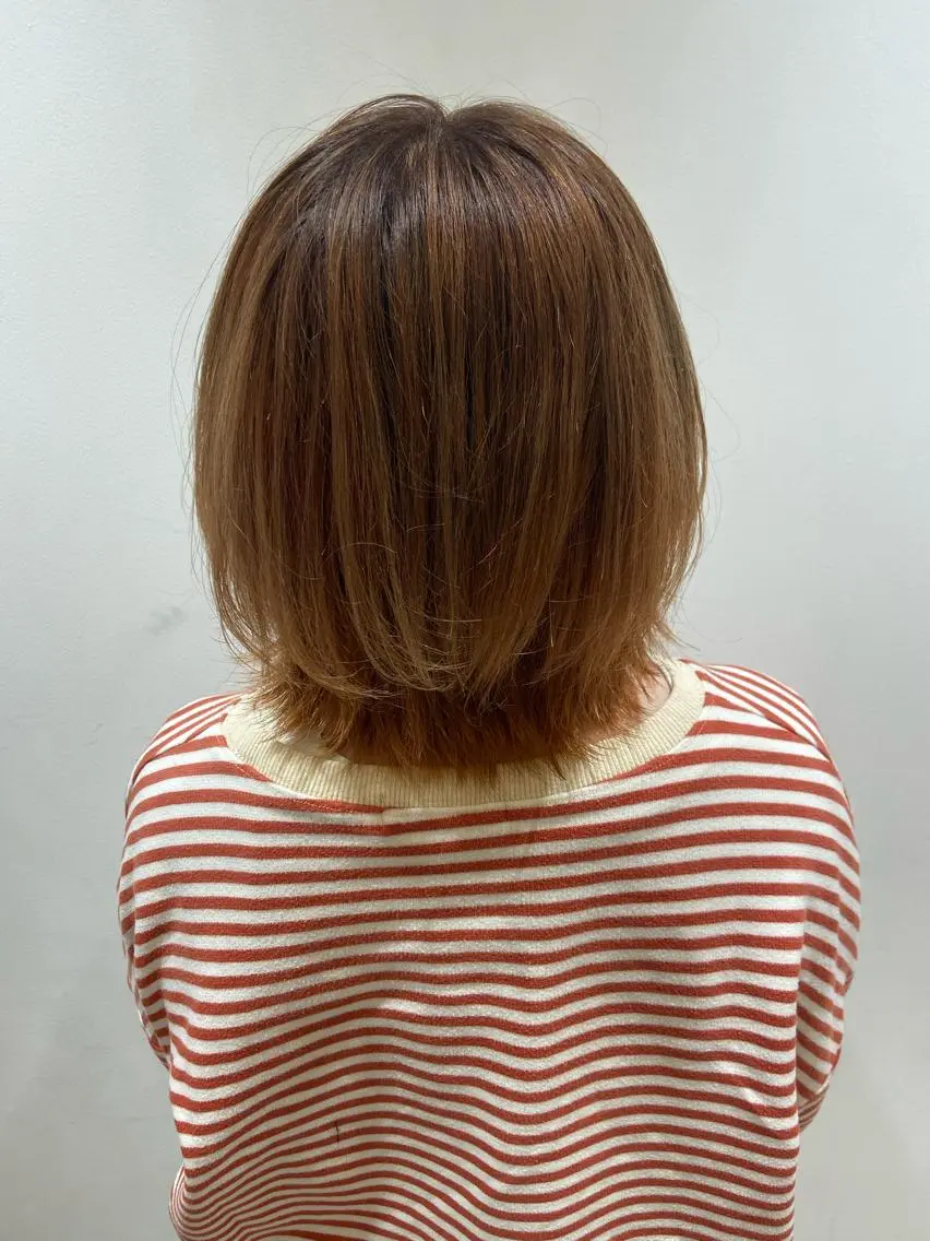 ミディアム カラー カット ヘアカラー トリートメント 🐺ウルフ/レイヤー 似合わせ‎🤍沙羅のヘアスタイル
