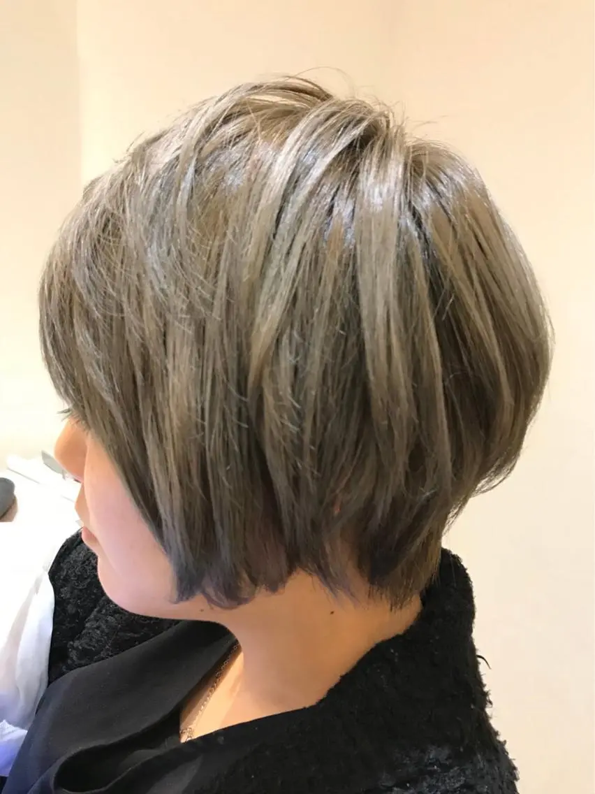 ショート カラー ヘアカラー トリートメント 🌹艶髪カラー🌹 津田晴加【西荻窪】のヘアスタイル