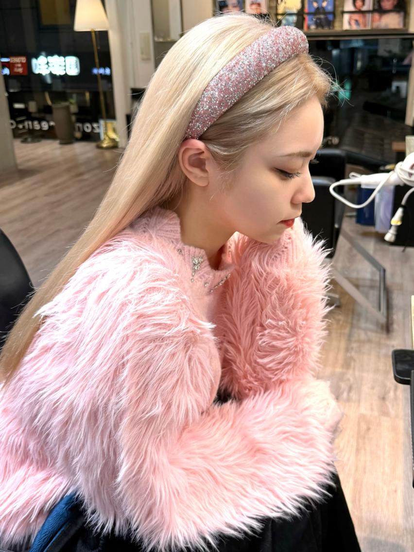 ロング カラー ヘアカラー トリートメント 南 優衣のヘアスタイル