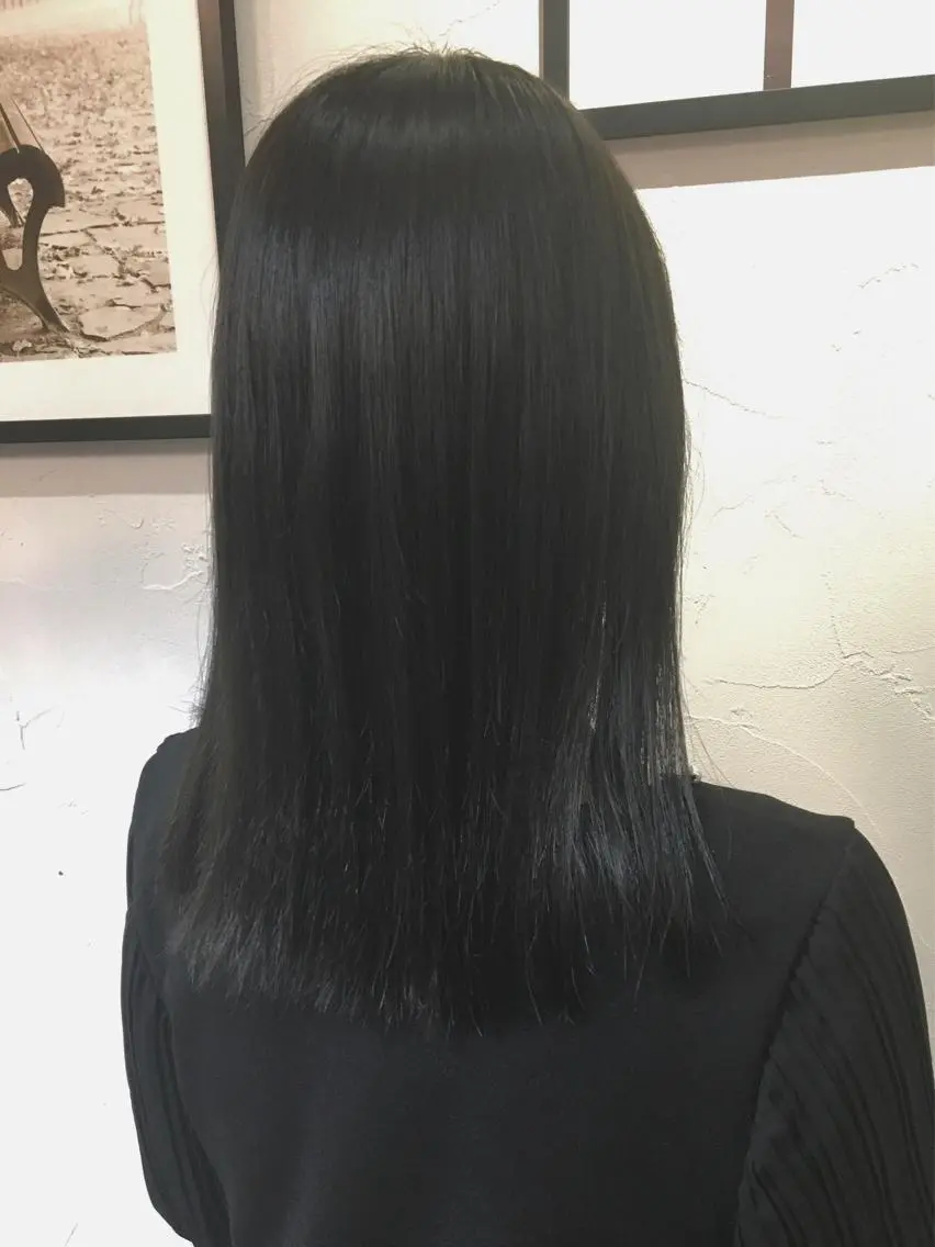 ミディアム カラー アッシュ トリートメント 酸熱トリートメント 鈴木 咲輝のヘアスタイル
