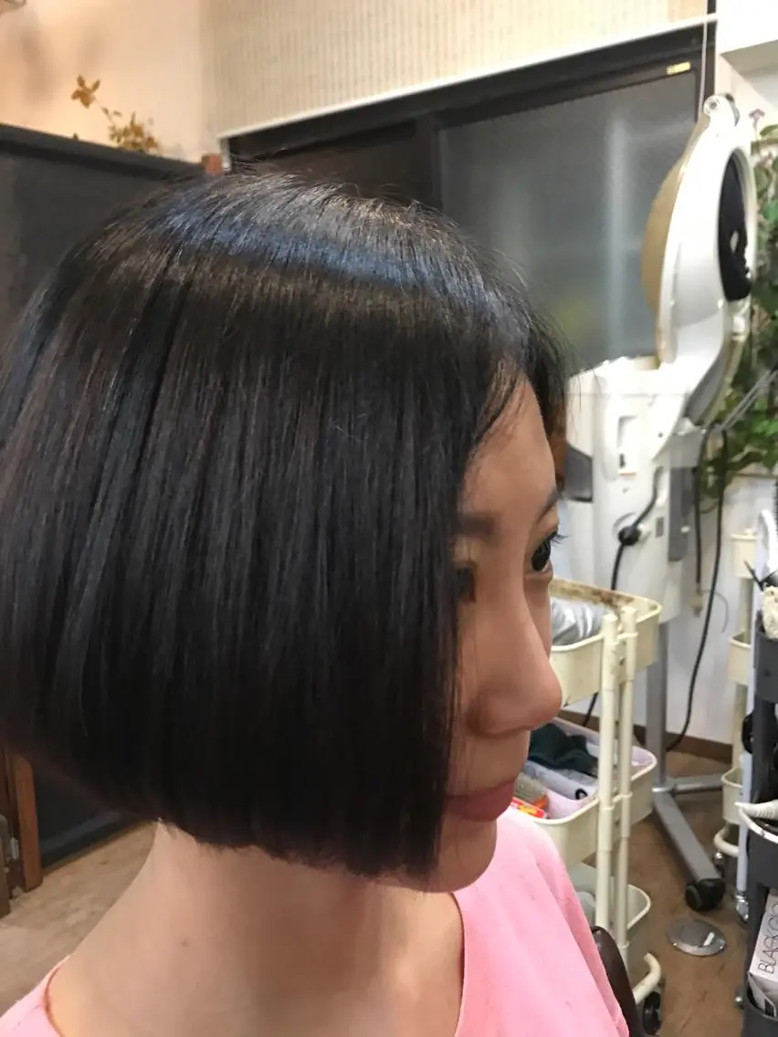 ショート カラー 切りっぱなしボブ ボブ カット 縮毛矯正 トリートメント _WHITE芝本 賢吾【天王寺店】のヘアスタイル