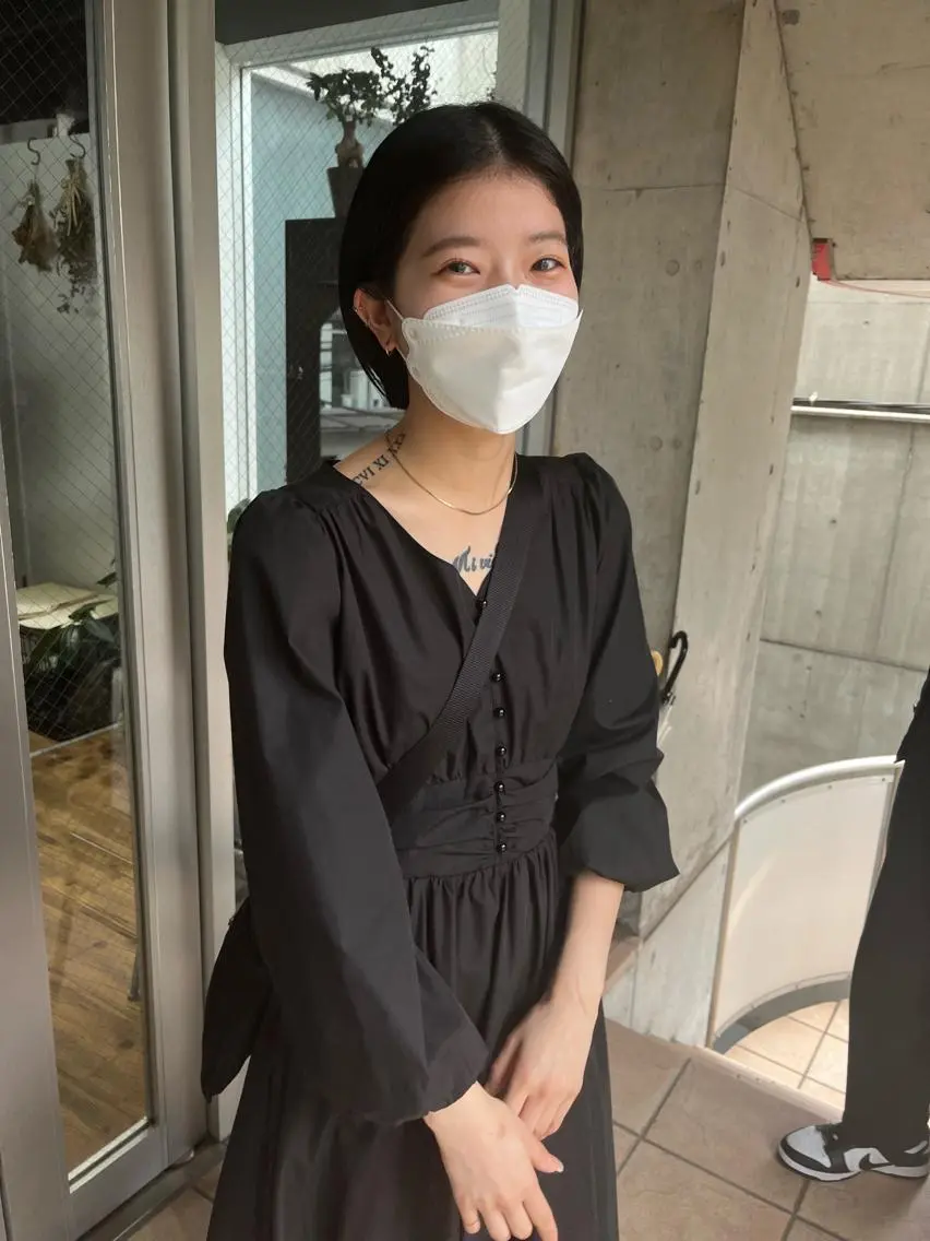 ショート カラー 切りっぱなしボブ ボブ カット ミルクティーベージュ ブリーチ 店長 清水のヘアスタイル