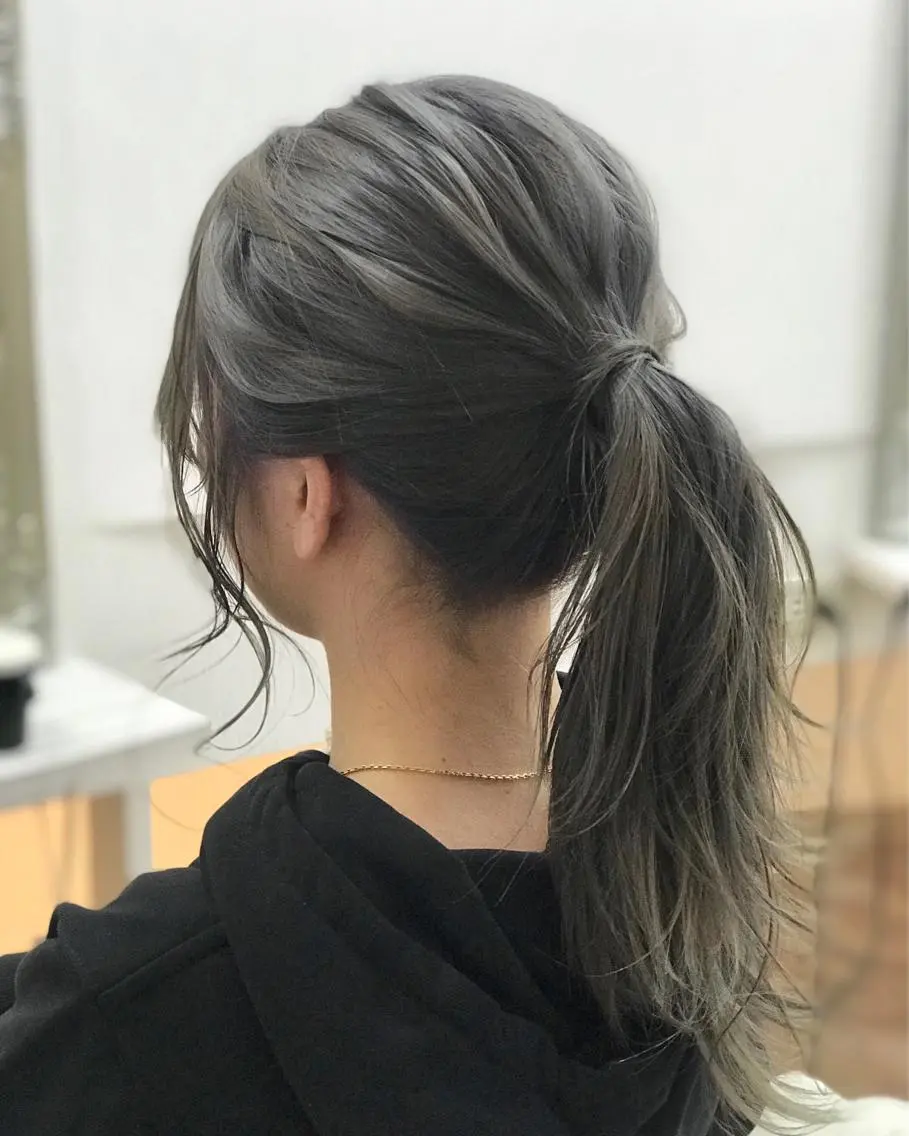 セミロング カラー 艶髪🫧髪質改善 縮毛矯正✨影山湧市のヘアスタイル