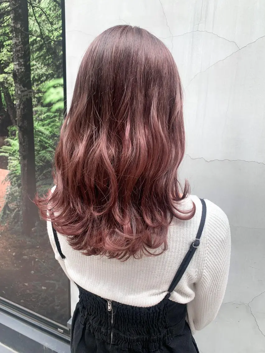 セミロング カラー ヘアアレンジ ブリーチ カット ヘアカラー トリートメント yuka .のヘアスタイル