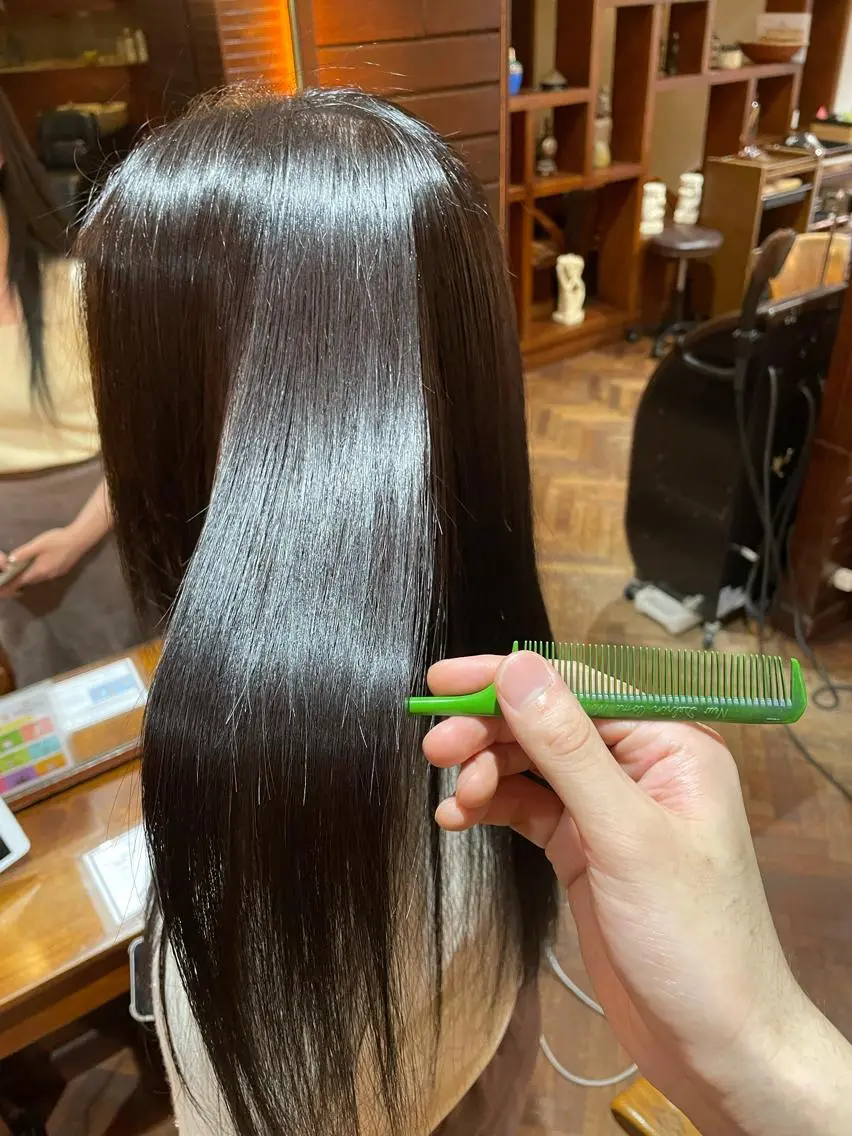 ロング トリートメント stylist YUTOのヘアスタイル