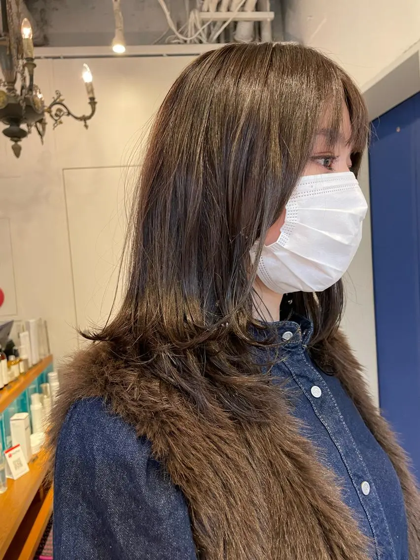 ミディアム カラー アッシュ ベージュカラー カット ヘアカラー トリートメント レイヤー/似合わせ TAKUYAのヘアスタイル