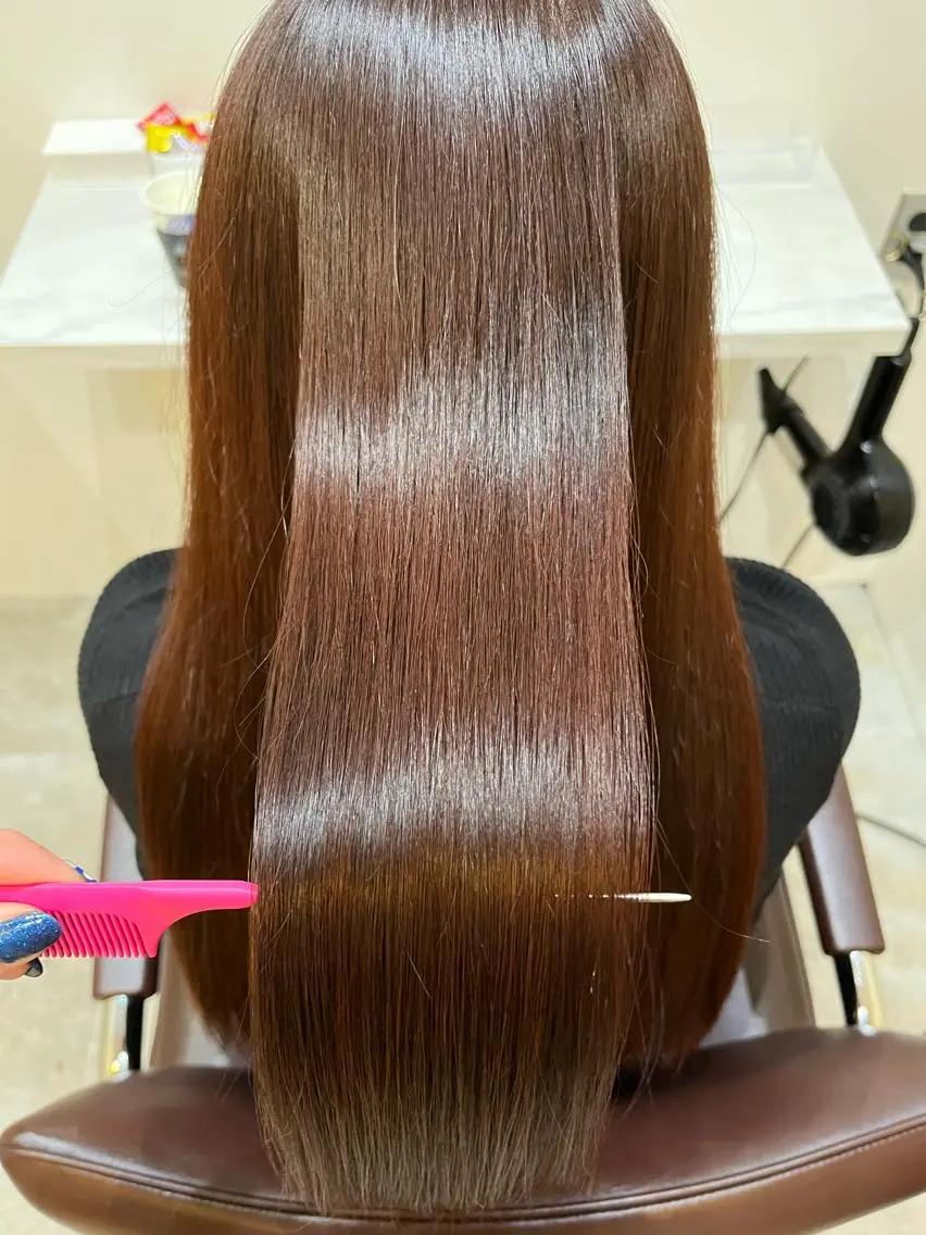 ロング 【髪質改善　艶髪】 布川　莉穂のヘアスタイル
