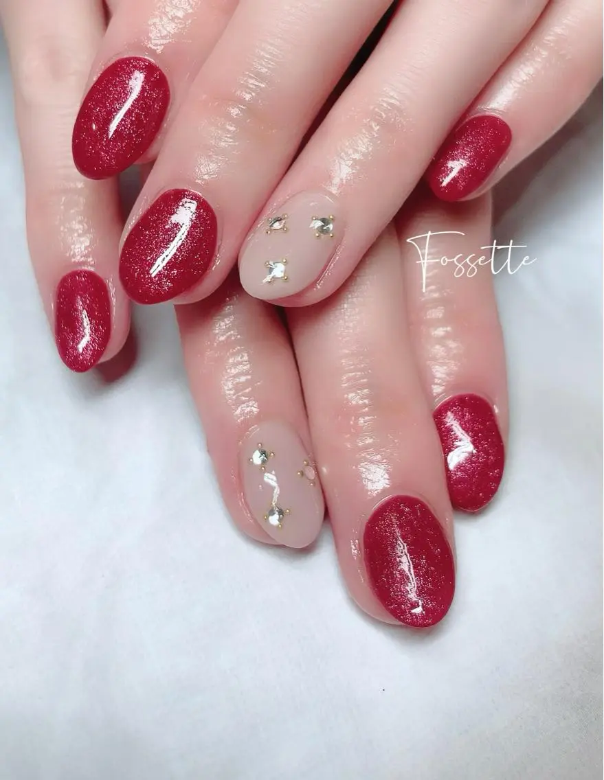 ネイル ボルドー フラワーネイル キラキラネイル マグネットネイル ワンカラーネイル ハンドネイル nailsalon Fossetteのネイルデザイン