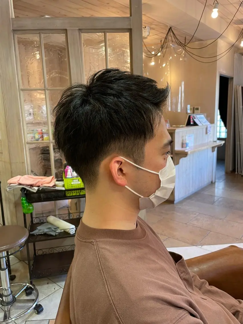 メンズ 刈り上げ ショートカットなら 前平友慈のヘアスタイル
