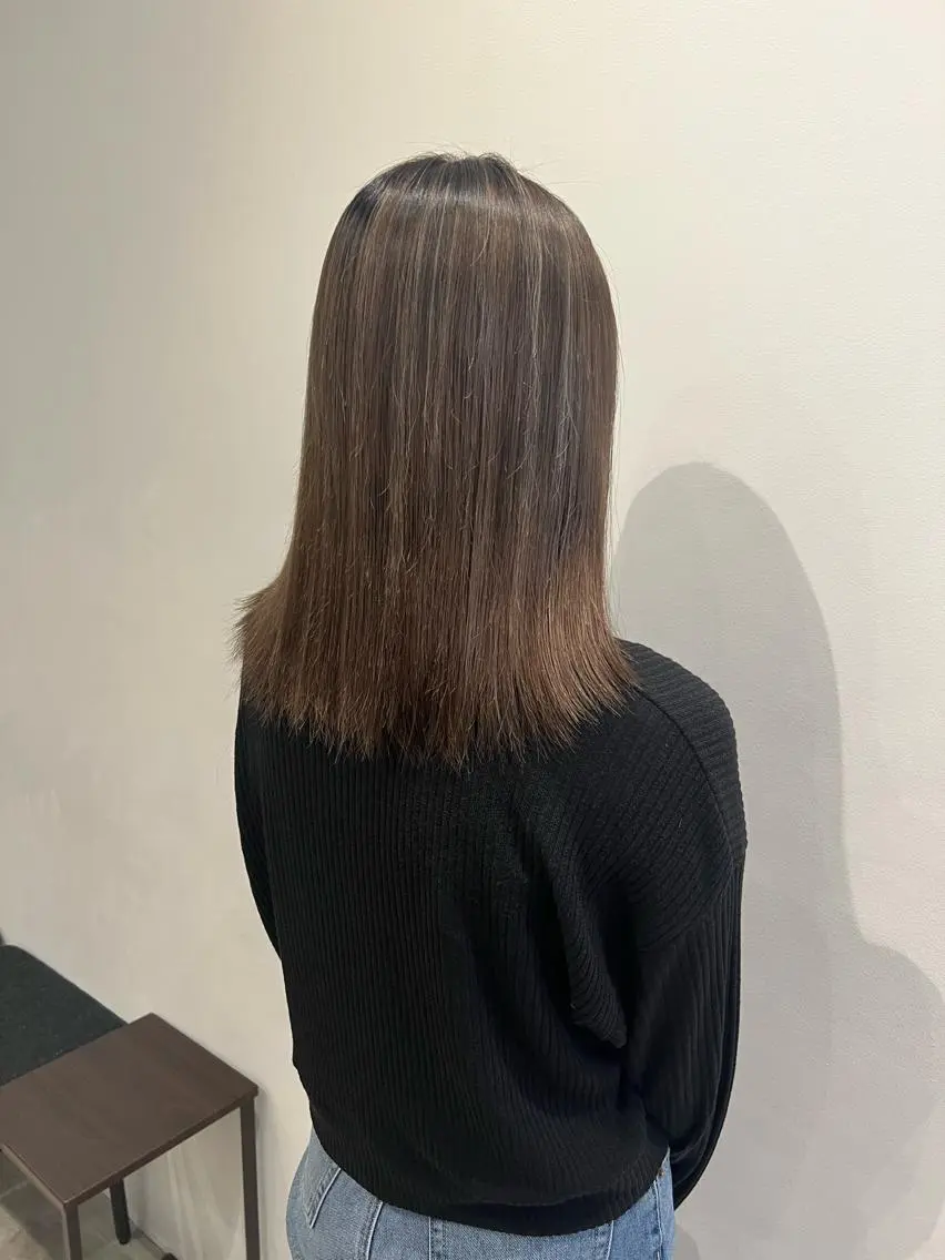 ミディアム カラー ハイライトカラー ハイライト 吉川 陽菜のヘアスタイル