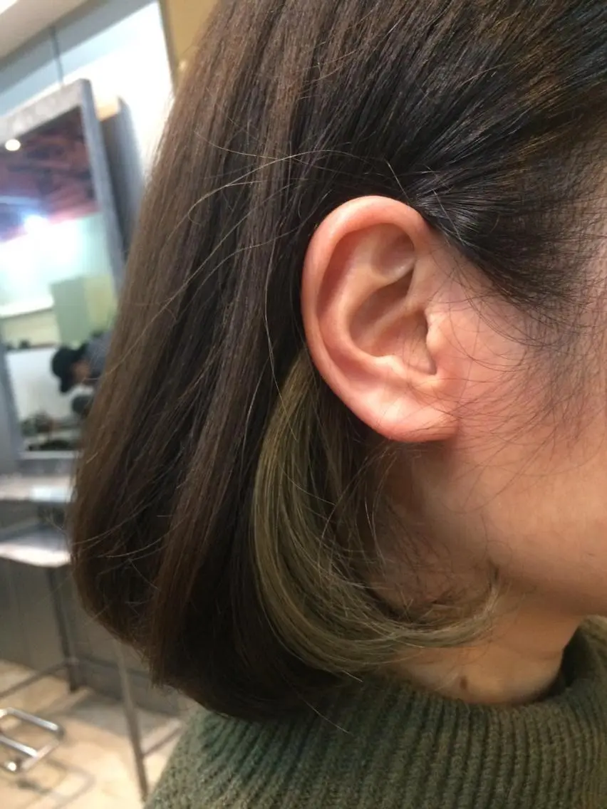 ミディアム カラー パーマ ヘアアレンジ インナーカラー 今泉 直裕ショートボブの匠のヘアスタイル