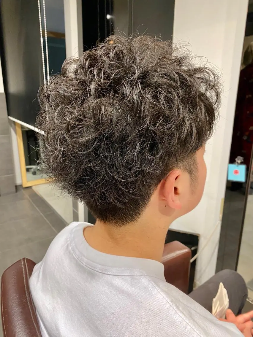 パーマ メンズ カット パーマ ⭕️メンズパーマ⭕️ 山口 裕太郎のヘアスタイル