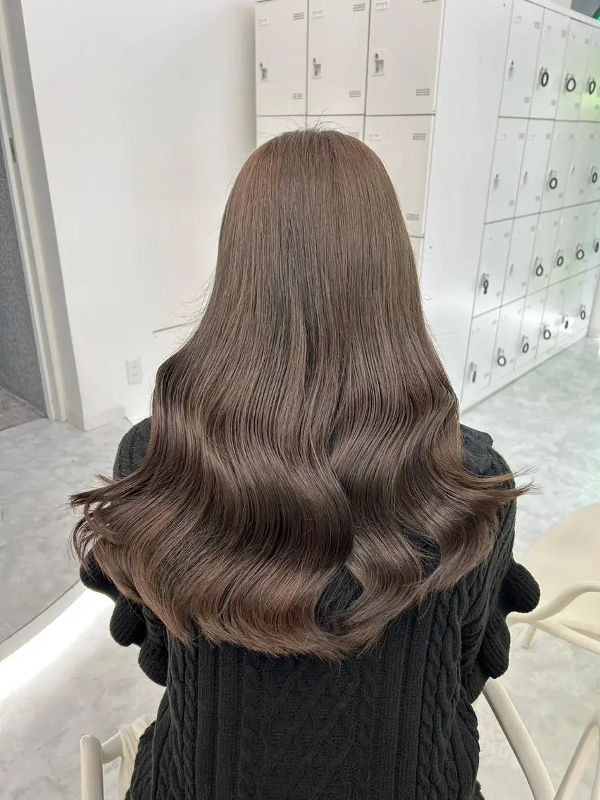 カラー 🤍上品韓国ガーリー 🤍ひとみ🤍のヘアスタイル