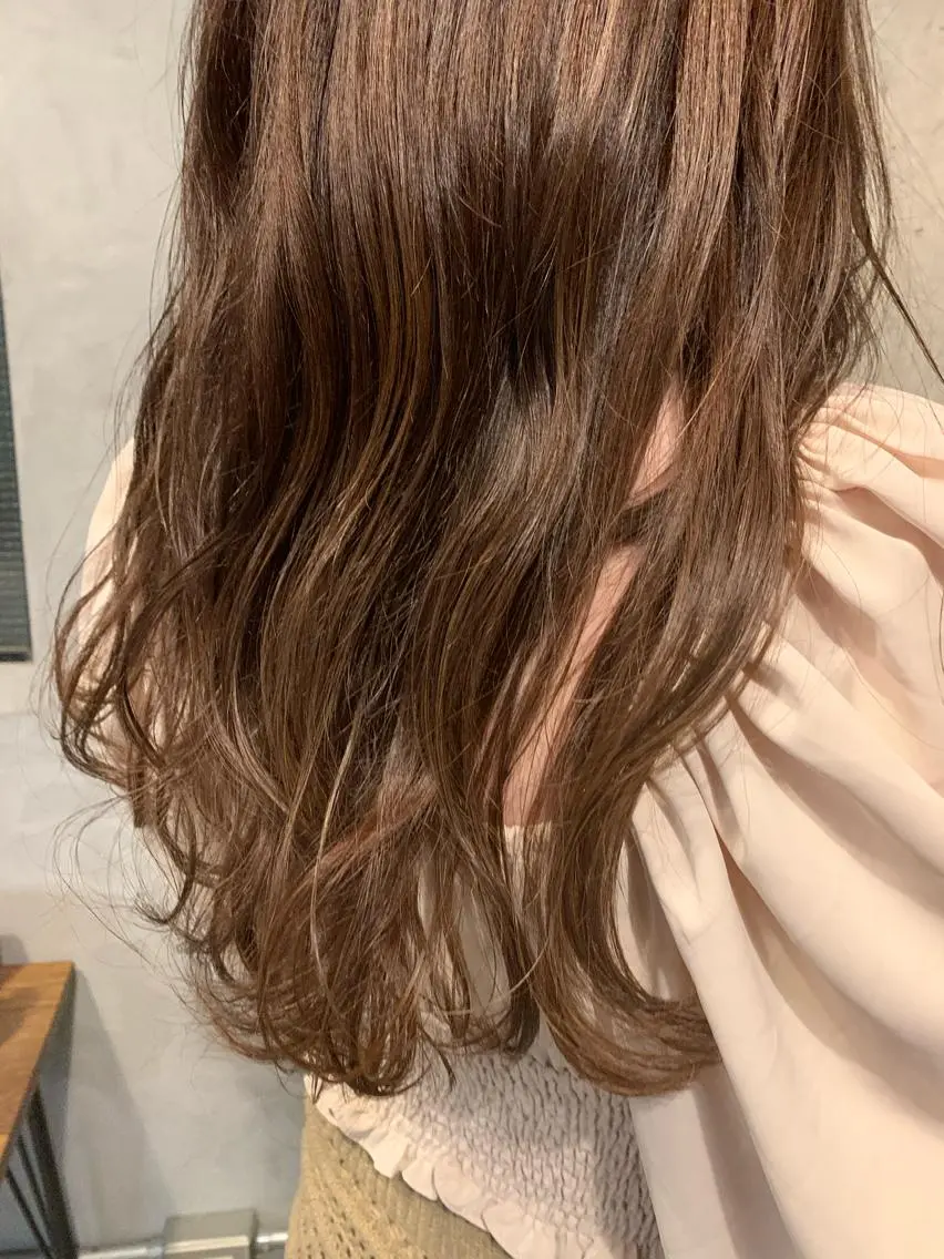 ロング ヘアカラー ブリーチなしWカラー /地毛風/小林凪沙のヘアスタイル