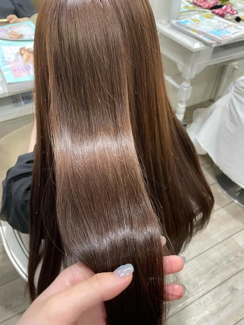 ロング ネモトメイナ🌿 今月末で退職しますのヘアスタイル