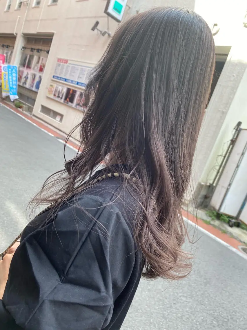 ロング カラー ブラウンカラー 透明感カラー ラベンダーカラー 清村 和音のヘアスタイル